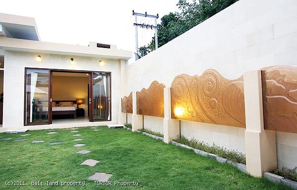 Bali Seminyak villa property for sale 3 bedrooms modern designed