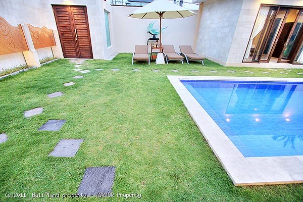 Bali Seminyak villa property for sale 3 bedrooms modern designed