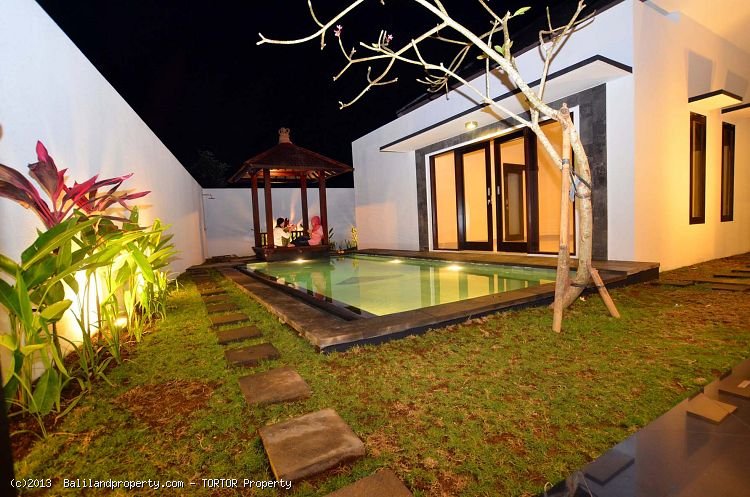 New 3 bedroom 2 storey freehold home quiet spot