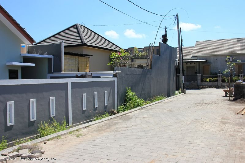 Cheap new 2 bedroom 110m2 home Beranda Bukit